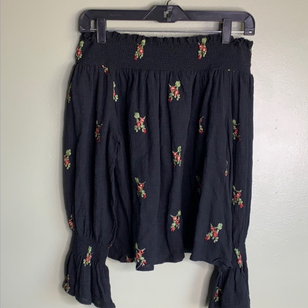 NWT Altar’d State off the shoulder top size small